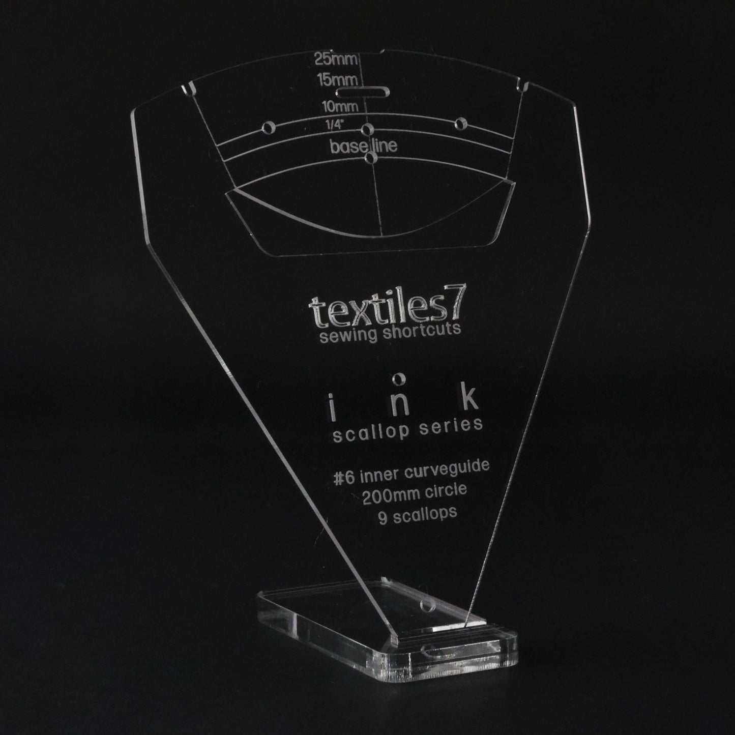 Textiles7 Sewing Shortcuts Ink #6 Inner Curve 200mm close up